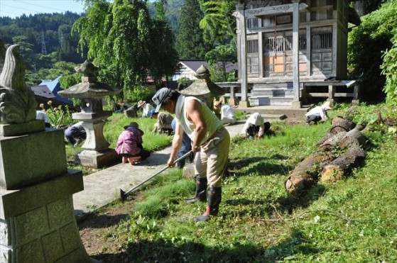 老人クラブの除草_R